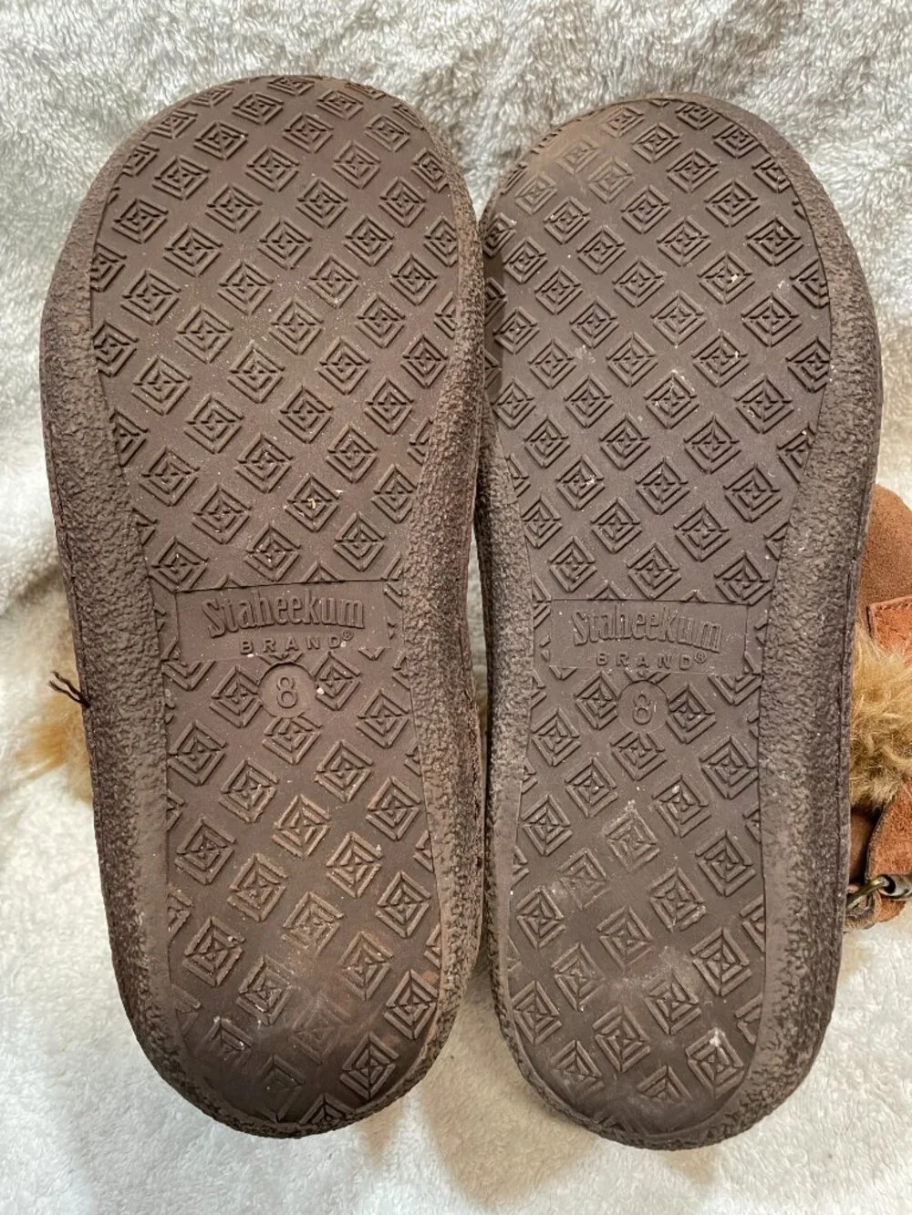 Staheekum Simone Moccasins Boots Womens Size 8 Cocoa Brown Cow Suede Acrylic Fur